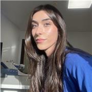 Soy estudiante de sexto de medicina. Me considero responsable y aplicada y me encantaría dar clases a alumnos de primaria y ESO